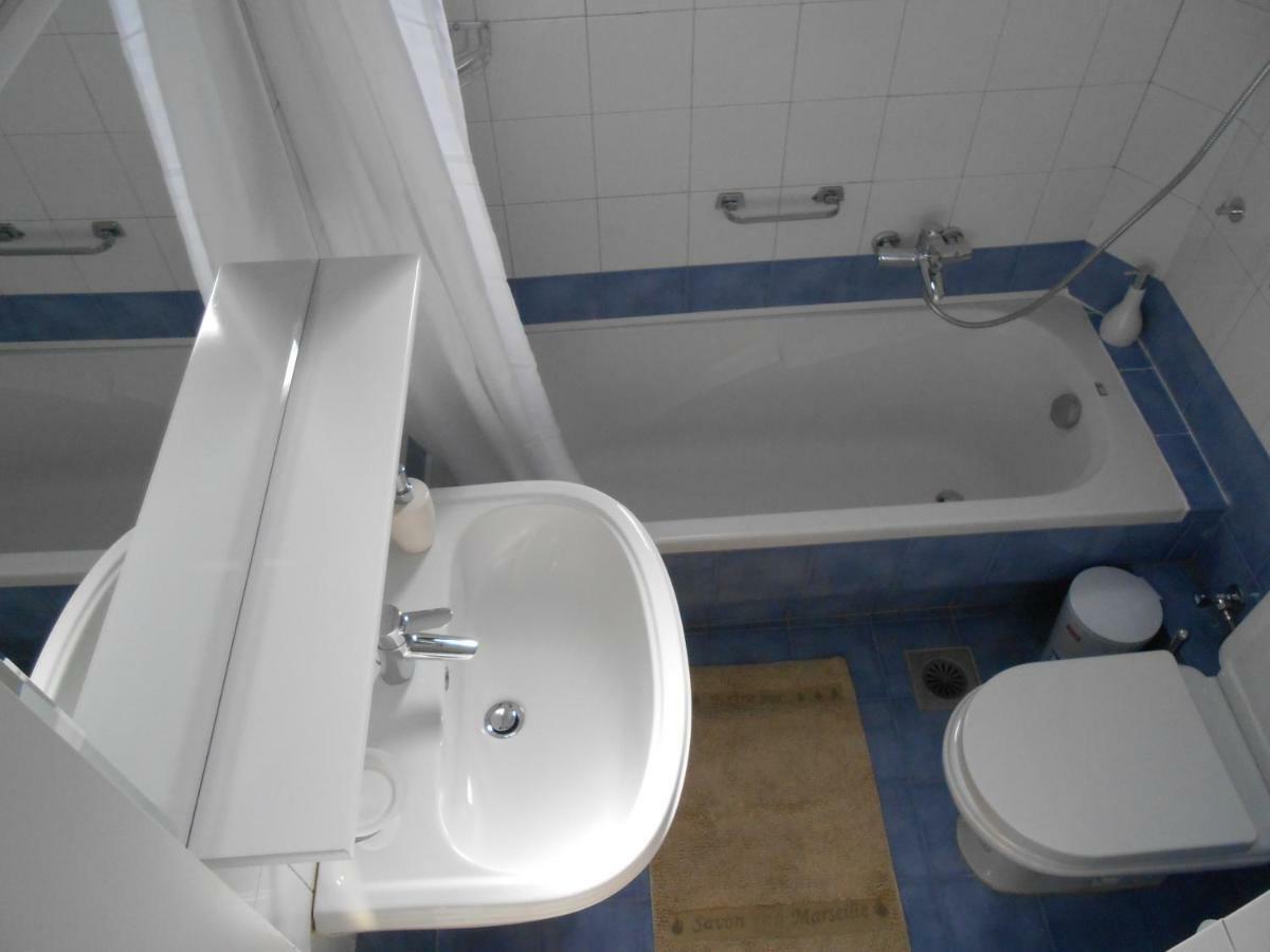 Apartments Marpissa Bagian luar foto