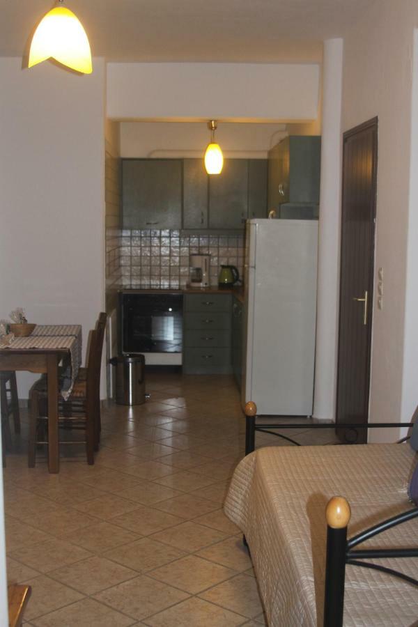 Apartments Marpissa Bagian luar foto