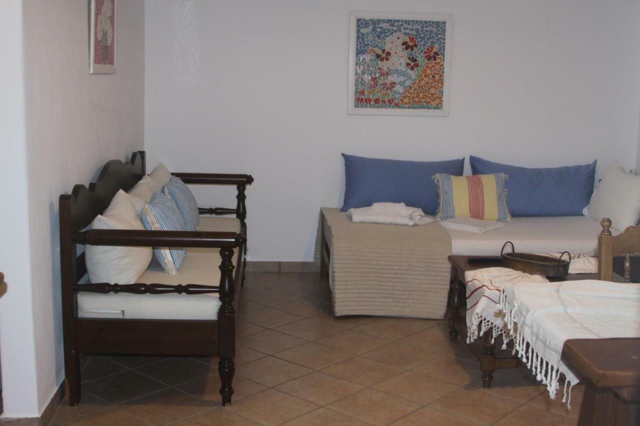 Apartments Marpissa Bagian luar foto