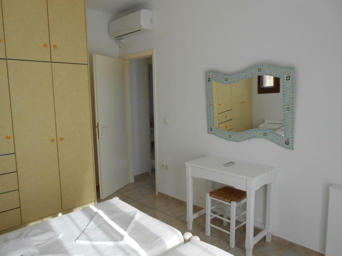 Apartments Marpissa Bagian luar foto